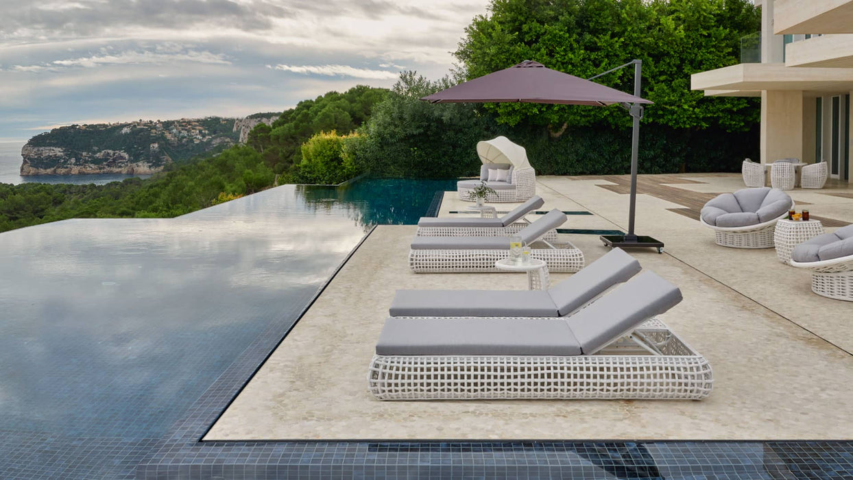 Skyline Design Dynasty Auxiliary Table with Glass