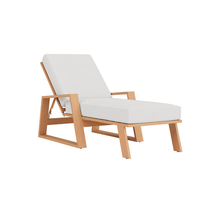 Lloyd Flanders Pursuit Pool Chaise in Toffee Cream Finish