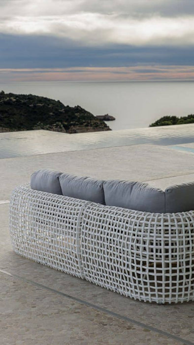 Skyline Design Dynasty Modular Center with Sunbrella Cushion
