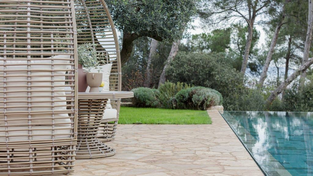 Skyline Design Nexus Daybed with Table and Sunbrella Cushions