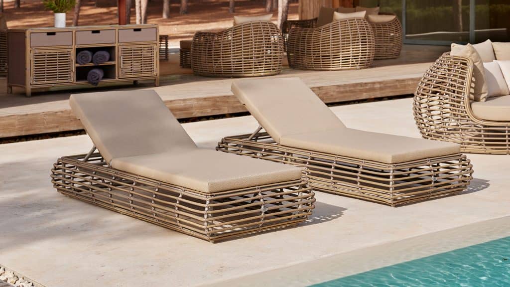 Skyline Design Ruby Chaise Lounger with Sunbrella Cushion