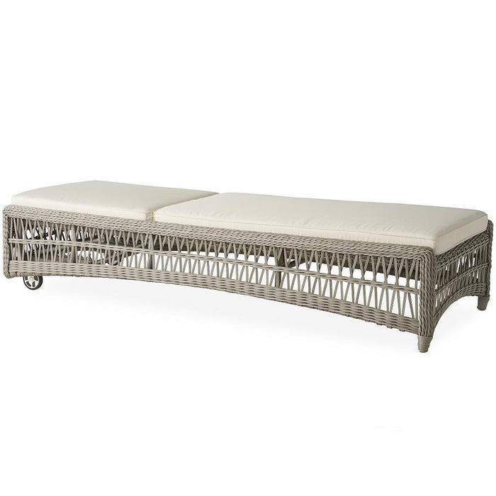 Lloyd Flanders Mackinac Chaise