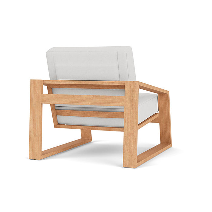 Lloyd Flanders Pursuit Lounge Chair in Toffee Cream Finish