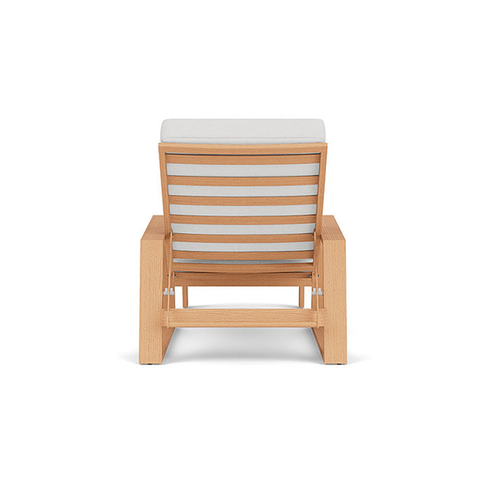 Lloyd Flanders Pursuit Pool Chaise in Toffee Cream Finish