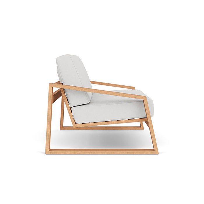 Lloyd Flanders Pursuit Loveseat in Toffee Cream Finish