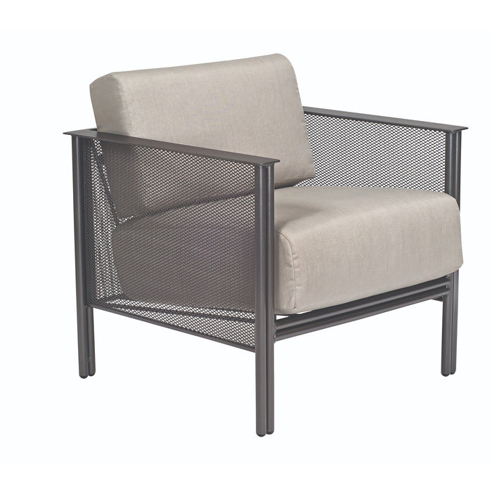 Jax Lounge Chair (included)