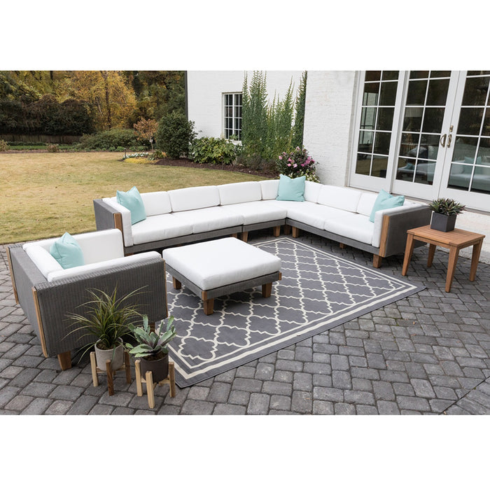 Lloyd Flanders Catalina Armless Sectional