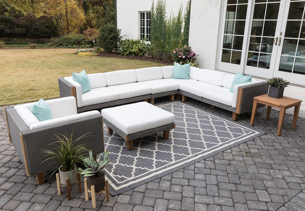 Lloyd Flanders Catalina Right Arm Loveseat