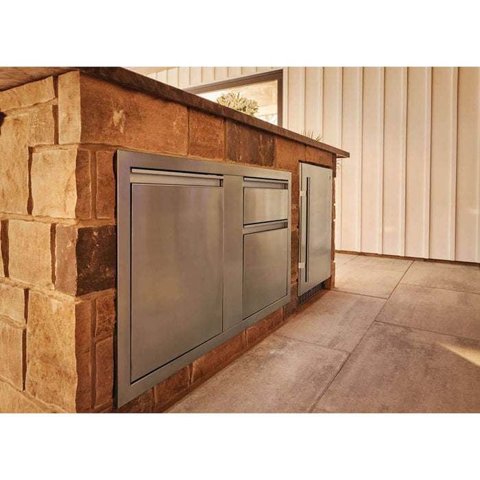 Napoleon 24“ Outdoor Stainless Steel Refrigerator