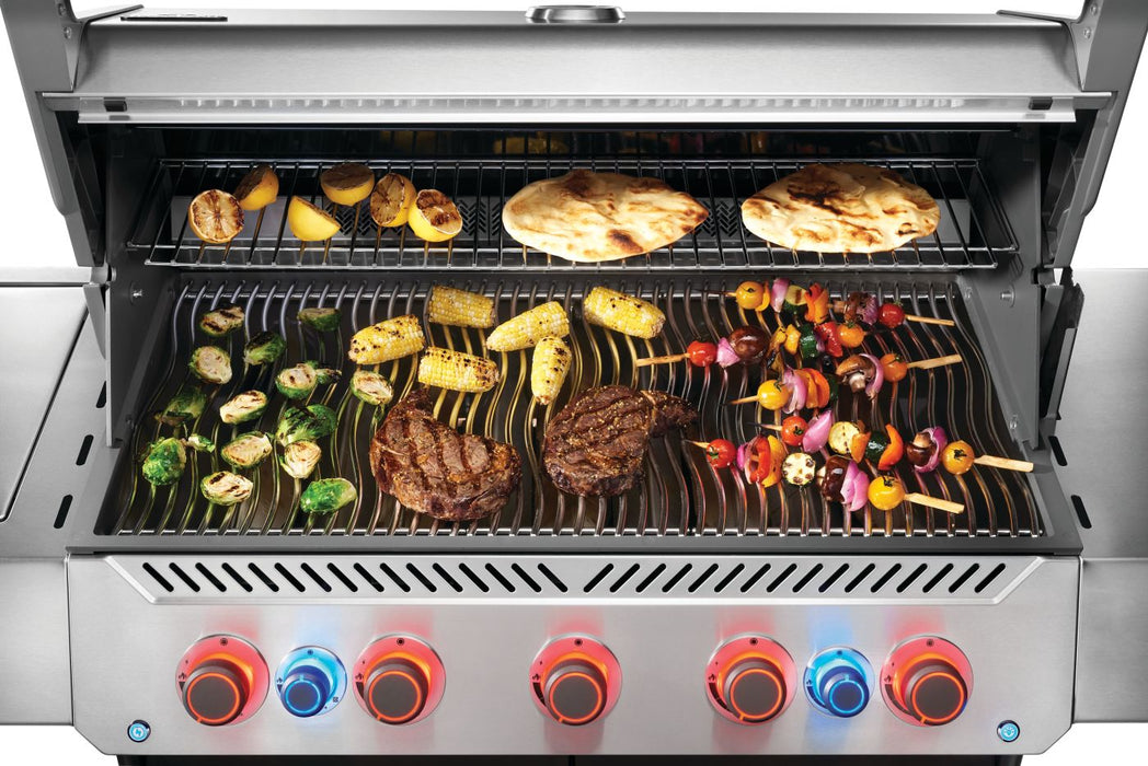 Steaks, kebabs, vegetables and naan cooking on the Prestige 665