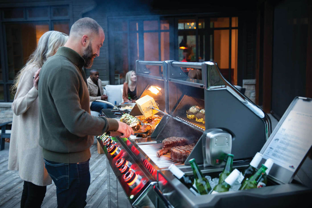 Grilling at night on the Prestige PRO 825