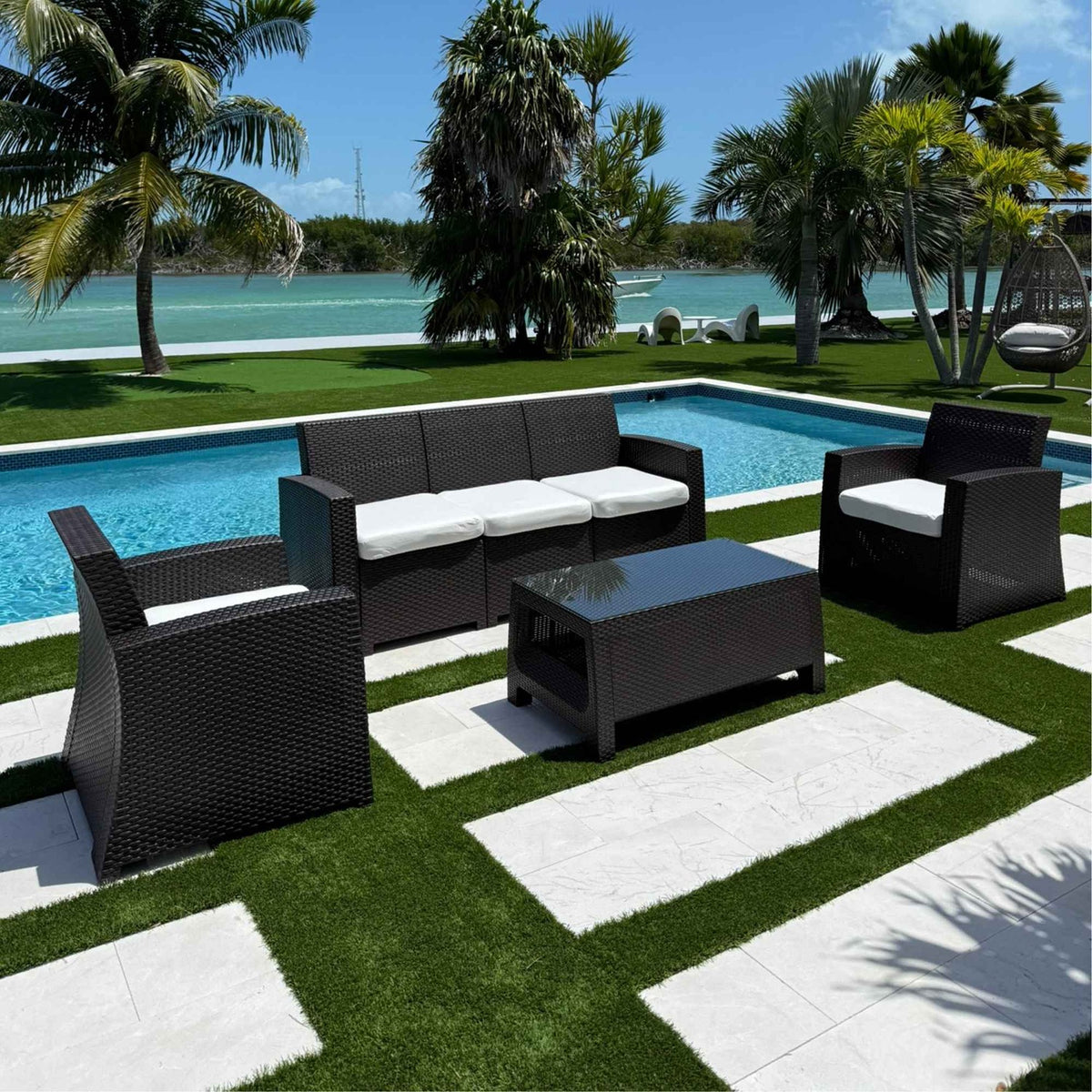 Plastique 4-Piece Seating Set