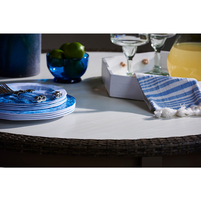 Lane Venture Oasis 48" Round Dining Table