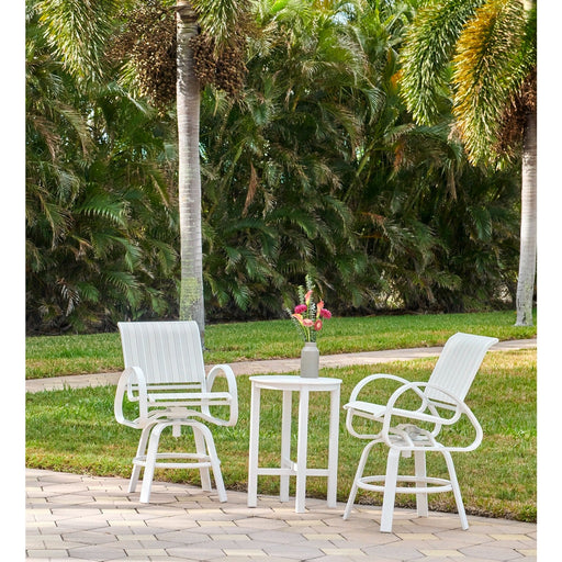 Telescope Casual Aruba II bar set on a patio