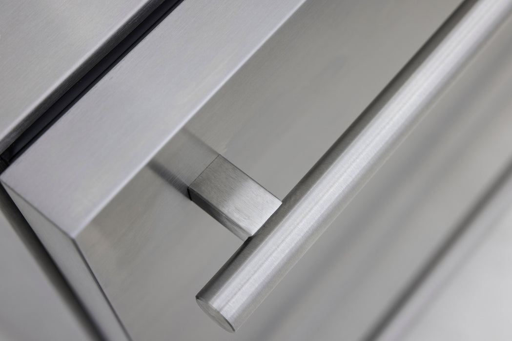 Blaze 23.5-inch outdoor double drawer refrigerator, drawer handle detail