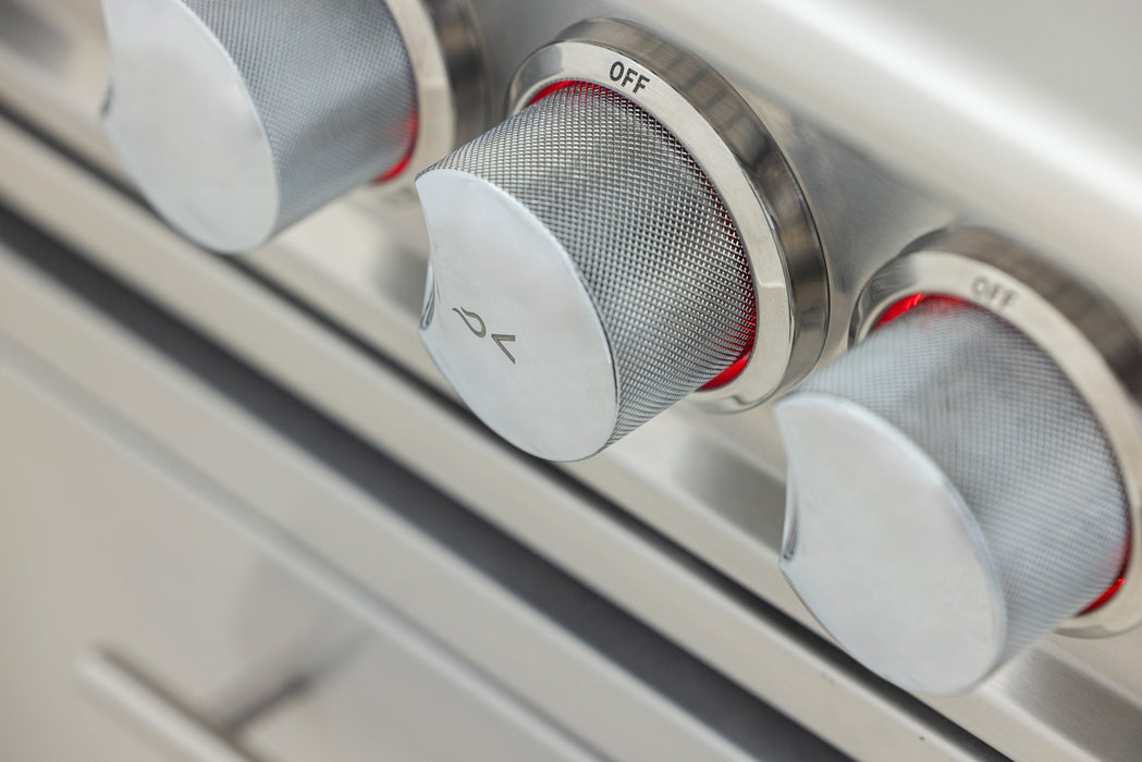 Blaze LTE PRO 32" Built-In Gas Grill - knurled control knobs