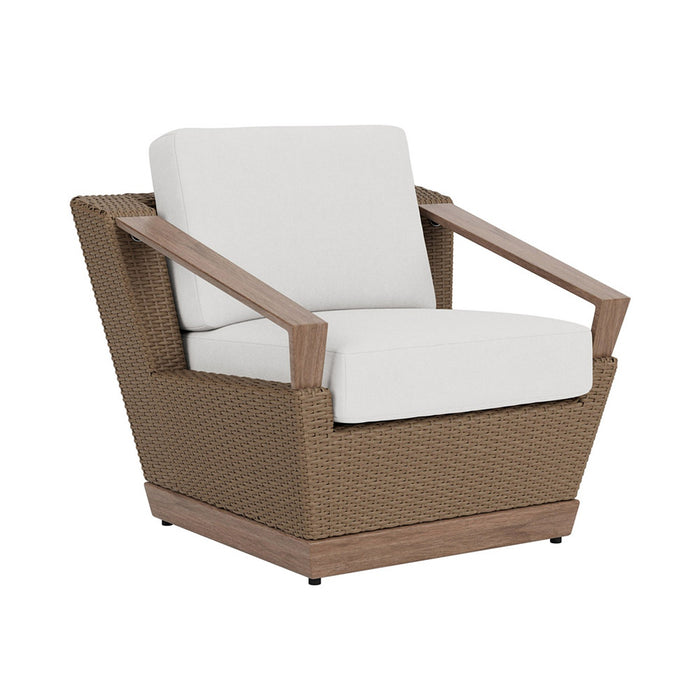 Lloyd Flanders Charisma Lounge Chair in Brindle Finish