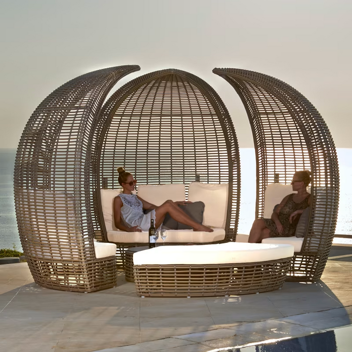 Skyline Design Halo Daybed with Sunbrella Cushions