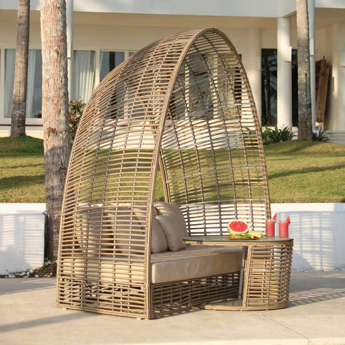 Skyline Design Ruby Daybed with Sunbrella Cushion