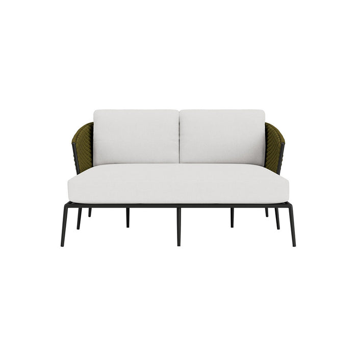 Lloyd Flanders Escape Daybed
