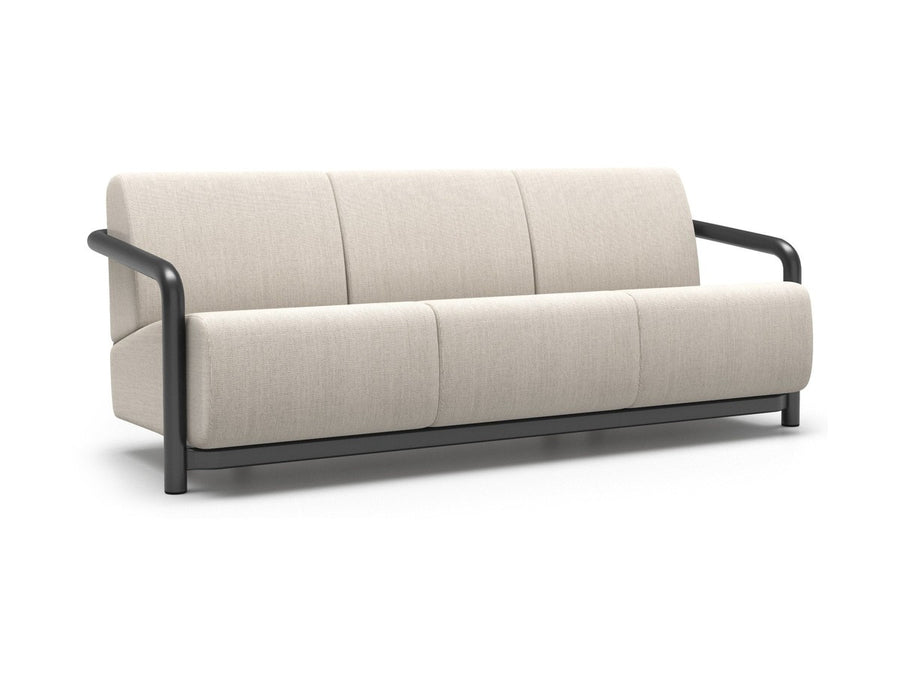 Sofas & loveseats