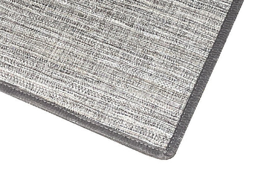 Homecrest woven vinyl rug, bound edge detail