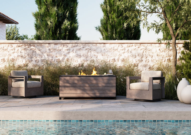 Woodard Beau outdoor furniture in a real setting