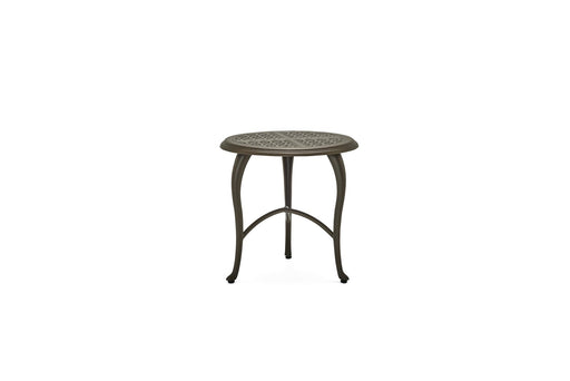 Woodard Hampton Top Cabriole Base 22" round side table in a lighter finish