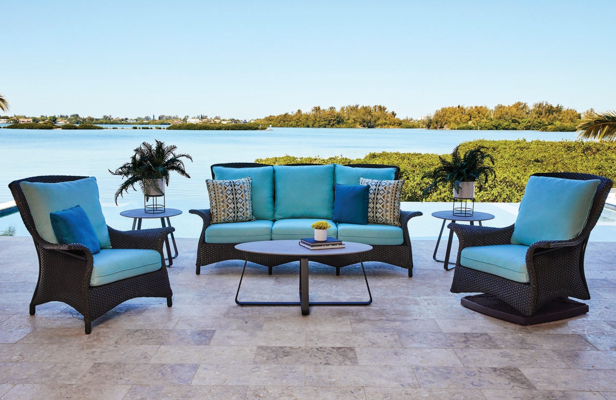 Mandalay lakeside seating