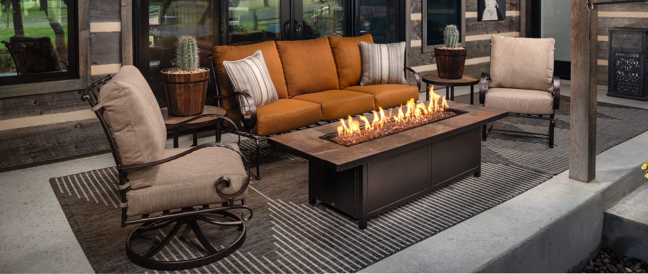 Classico around a long fire table
